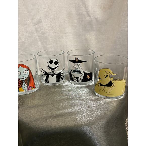 The Nightmare Before Christmas Set of 4 Character Drink Glasses 3.5 in EUC - Picture 14 of 14